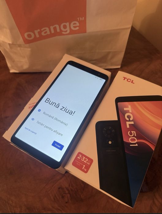 TCL 501 smartphone telefon