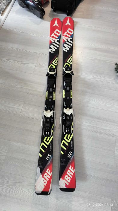 Skiuri atomic 155