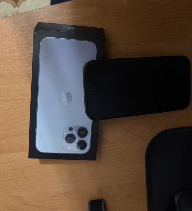 Продам iPhone 13 pro max 256gb