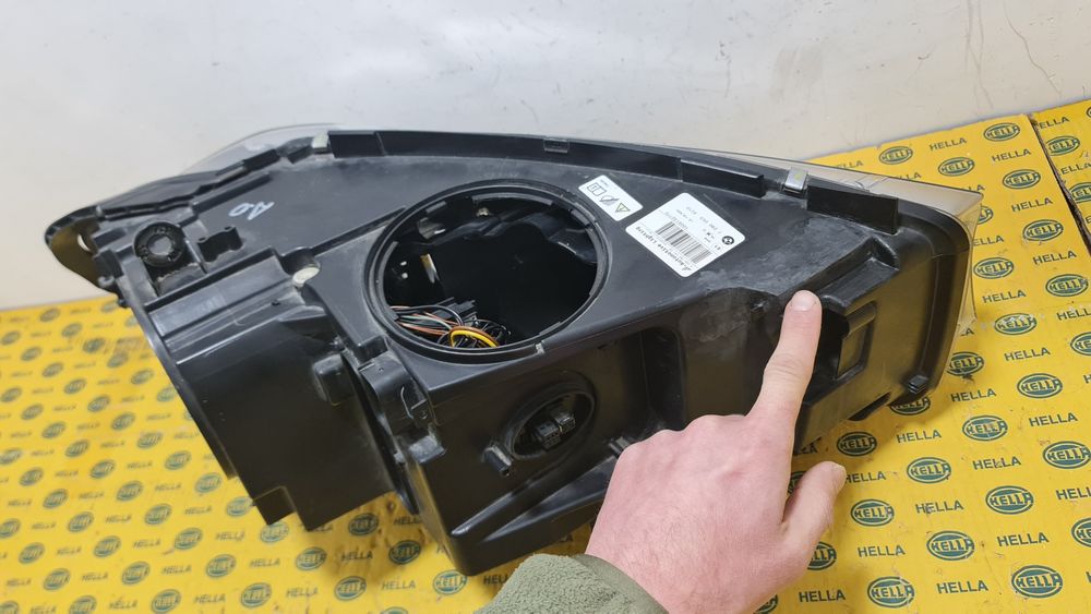 Far bi xenon BMW X5 F15 X6 F16 stanga 7290053