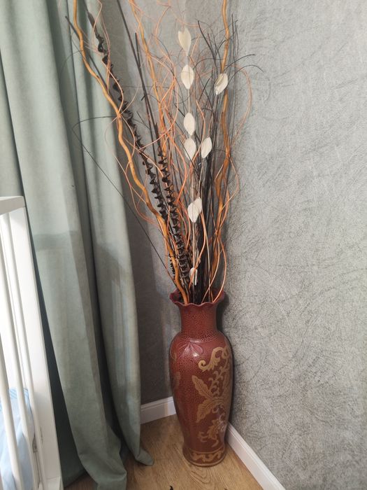 Продам напольную вазу с сухоцветами