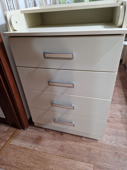 Продам! Пеленальный комод.