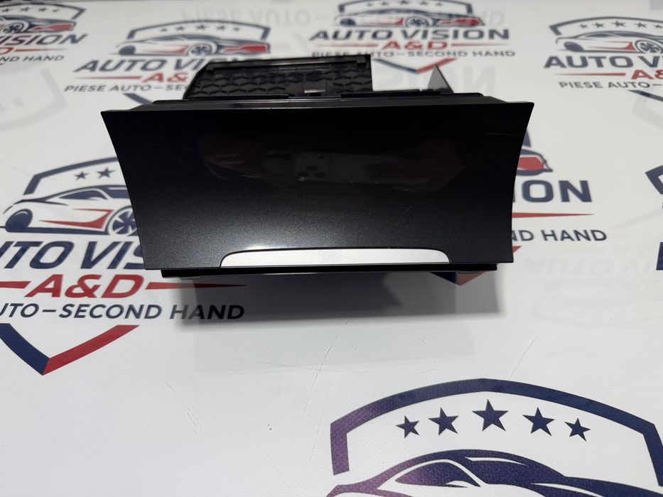 Scrumieră originală VW Golf 7 + modul încărcare wireless (Qi) / încărcător telefon OEM VAG