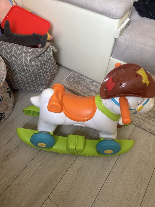 Продам коняшку фирмы Chicco