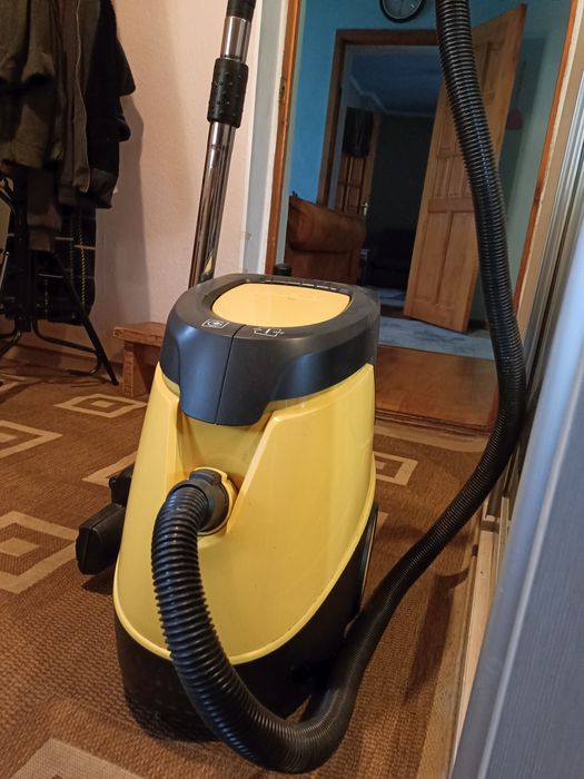 Пылесос KARCHER DS 5600