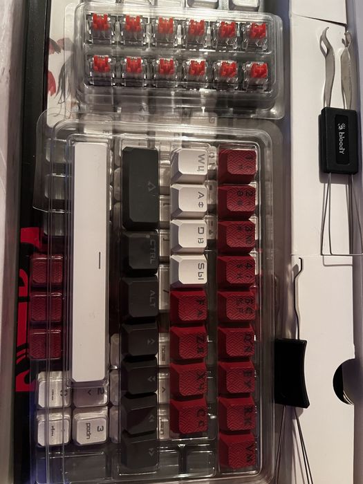 Продам игровую клавиатуру