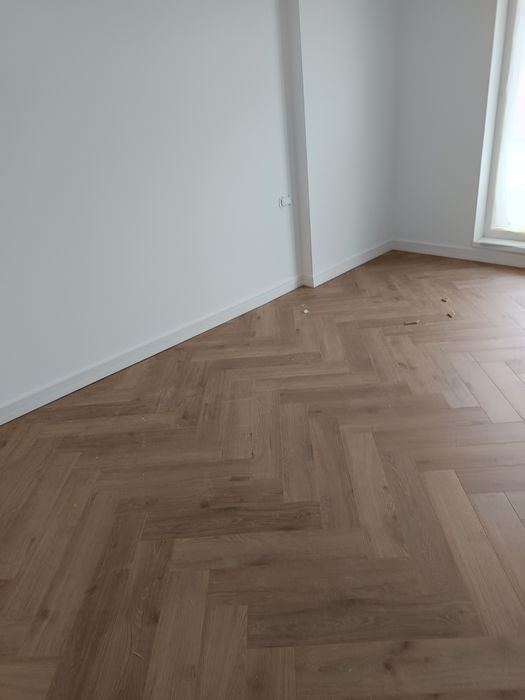 Parchetar Montaj Parchet Laminat Spc Lvt Stratificat Herringbone Chevr