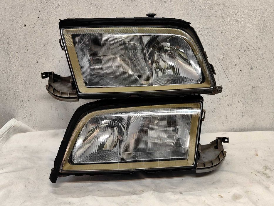 Оригинални  фарове  Мерцедес 202 Ц  Mercedes C 202 Feis