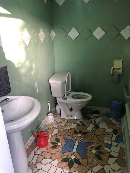 Stochno hovli sotiladi.  Дом продаётся