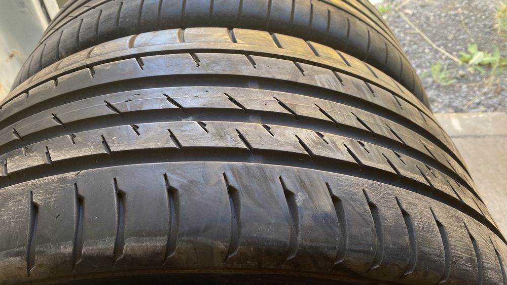Комплект шин Continental 235/45/17