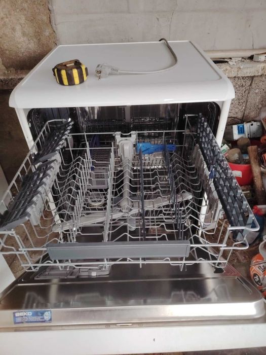 Съдомиялна Beko, работеща, енергиен клас А++