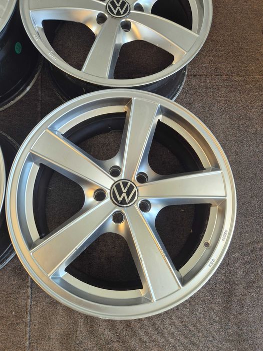 4 Jante Aliaj 5x112 18'' 8J ET 40 - VW Golf Passat Sharan Tiguan Touareg / AUDI A3 A4 A5 A6 A7 Q3 Q5 !