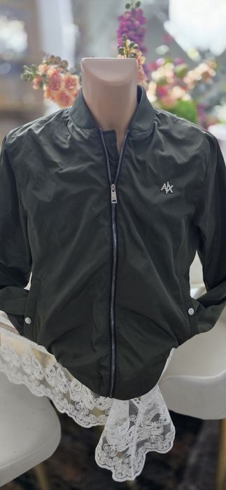 Geaca  superba  ax . Nouă