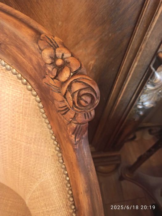 Кресла за всекидневна