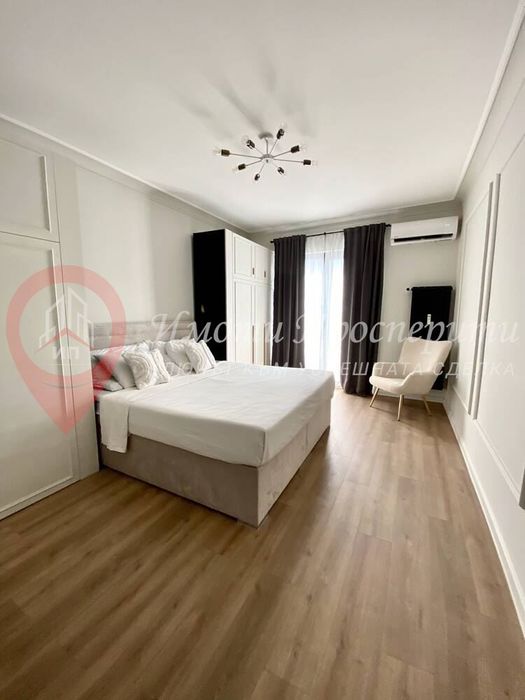 Продава се Тристаен апартамент в София, Център - 90 кв.м за 5000 €/кв.м - Снимка #3