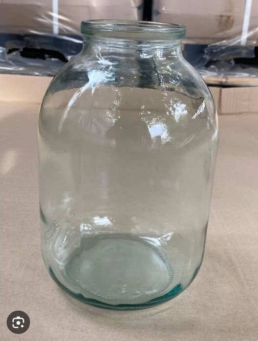 Продам 2х литровые банки