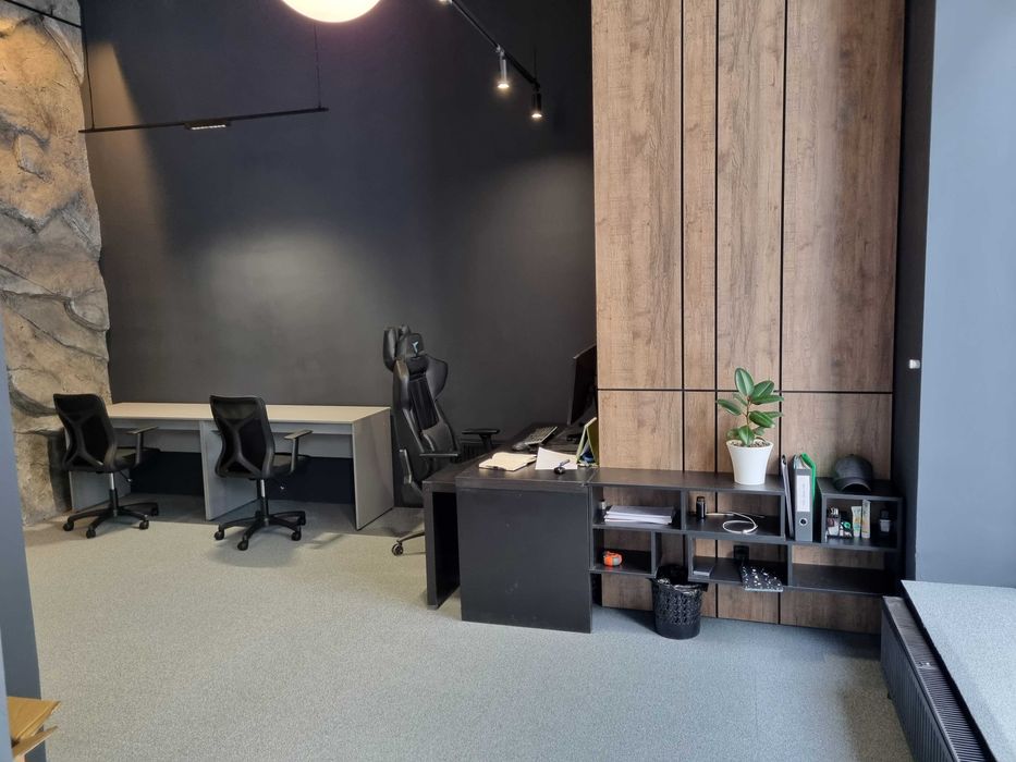 Сдам шикарный офис на 6 рабочих мест.