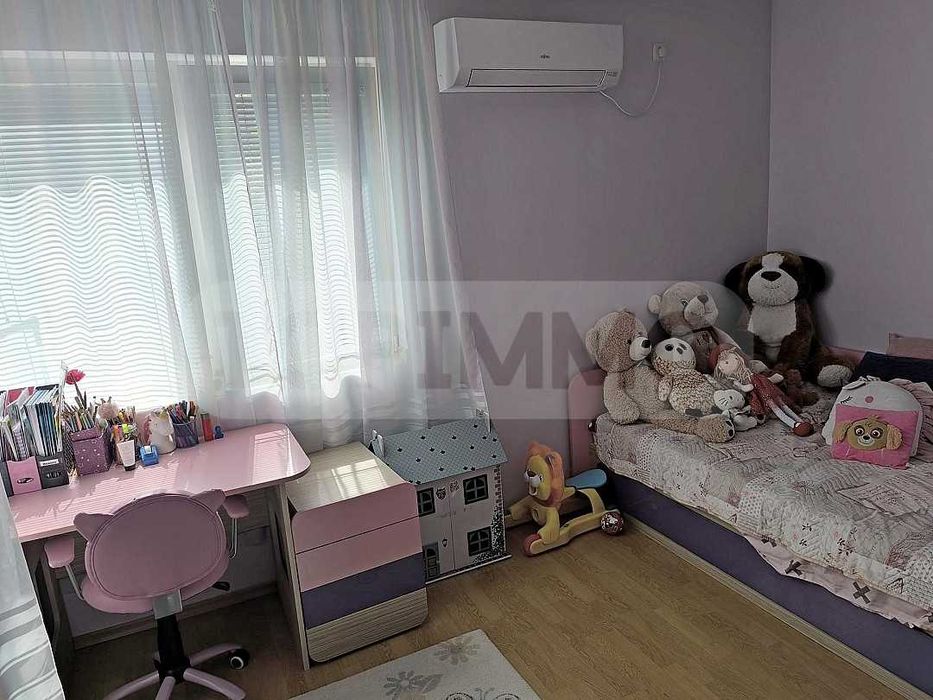 Етаж от къща в град Белослав