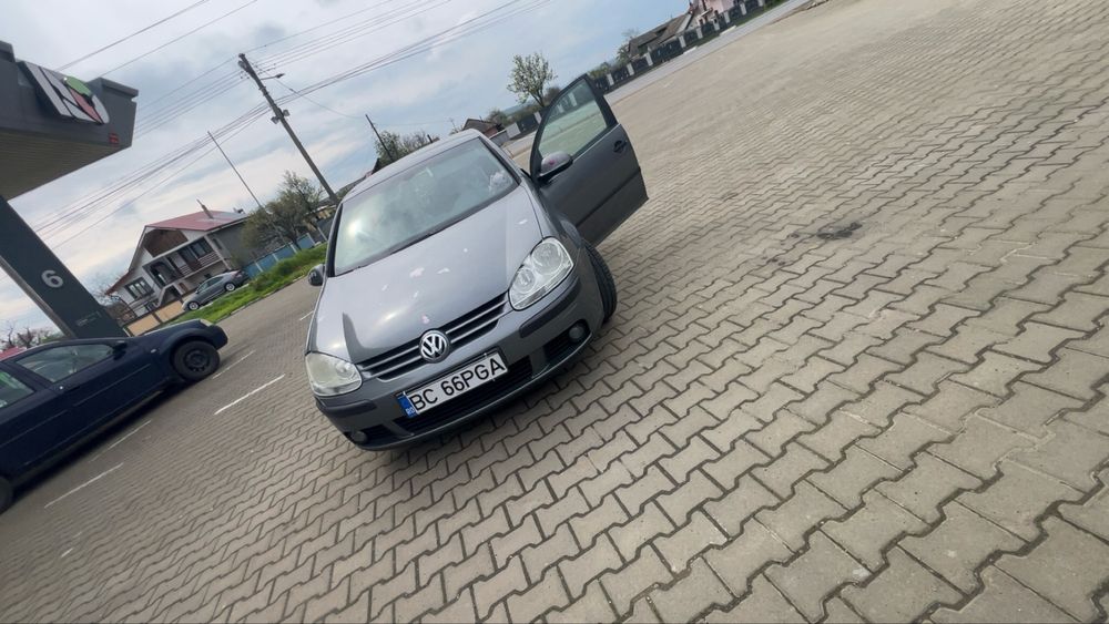 Vand sau schimb cu seat leon