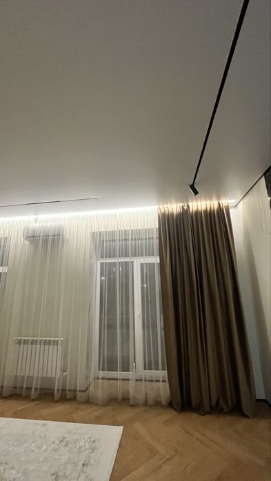 Натяжные потолки