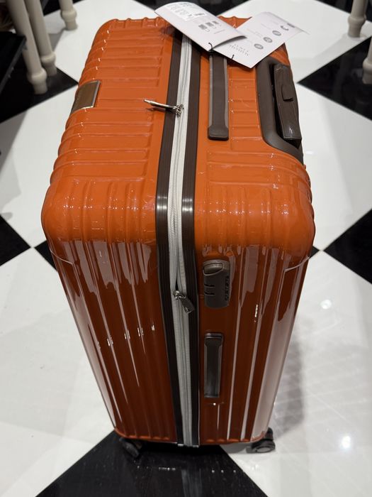 Чемодан новый Madame coco