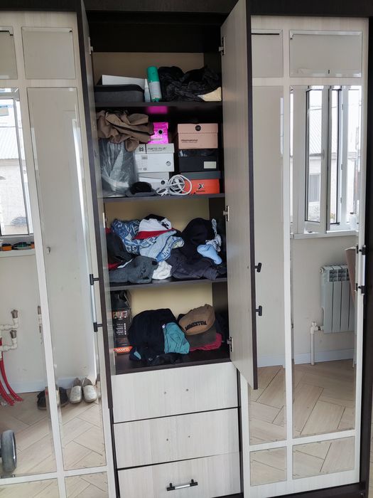 Продам шкаф купе