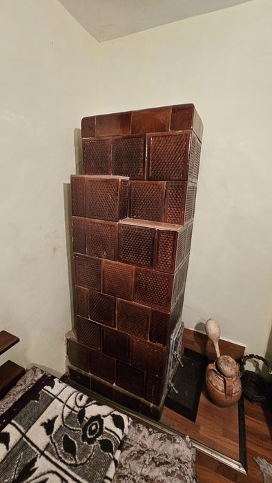 Vand mai multe tipuri de sobe