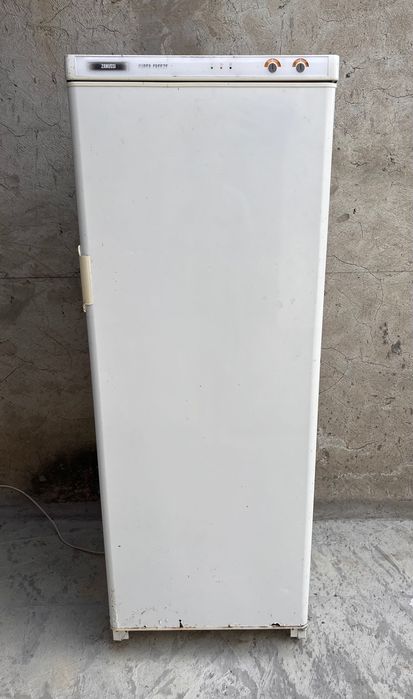Congelator 6 rafturi