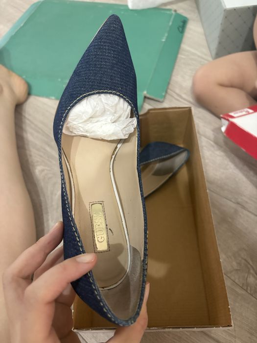 туфли лодочки 36р Guess