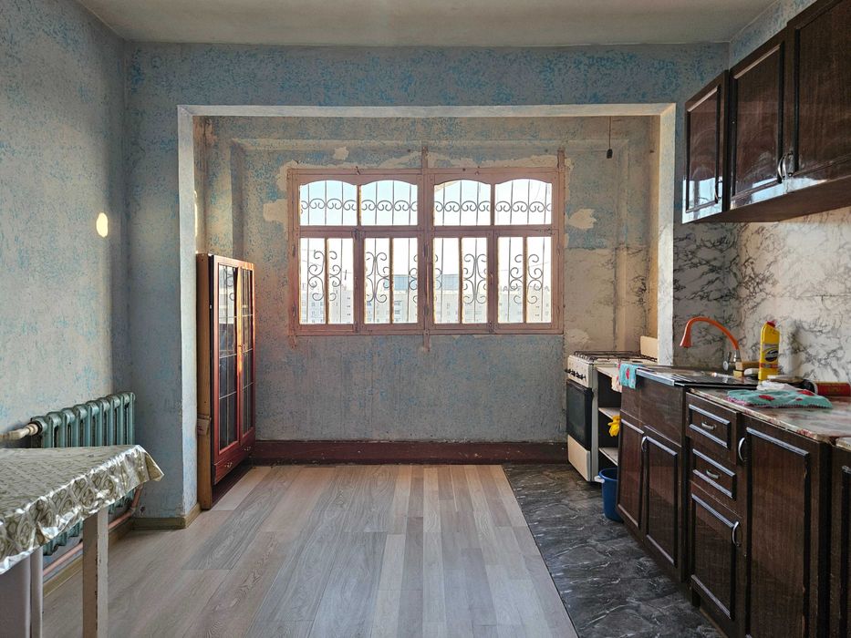 СРОЧНО! Продается 4 комнатная квартира. Куйлюк Центр. 100м2. Ипотека.