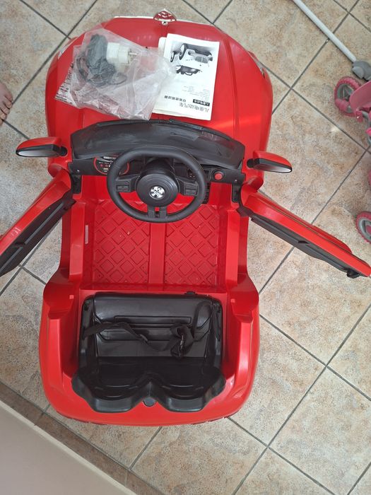 Продам велосипед для девочки и электромобиль