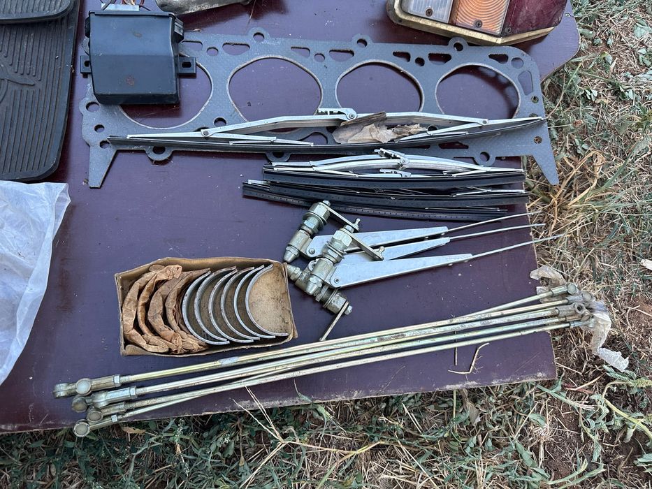 Продавам много нови части за Волга газ 24