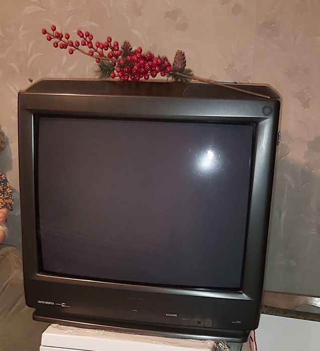 Рабочий телевизор. Япония