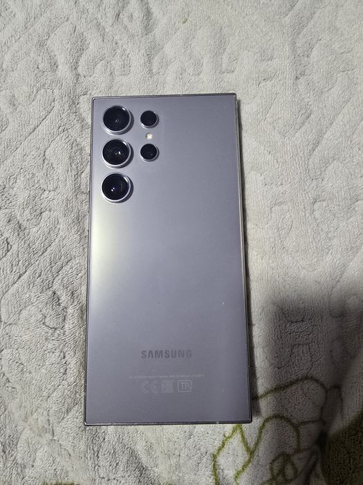 SAMSUNG  s24 ultra 256 gb