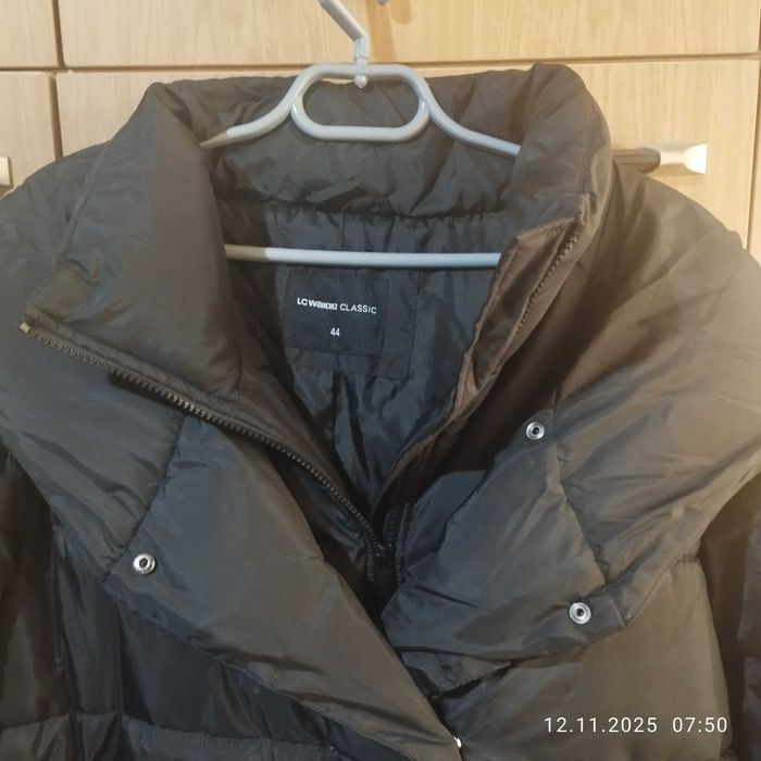 Дамско зимно яке