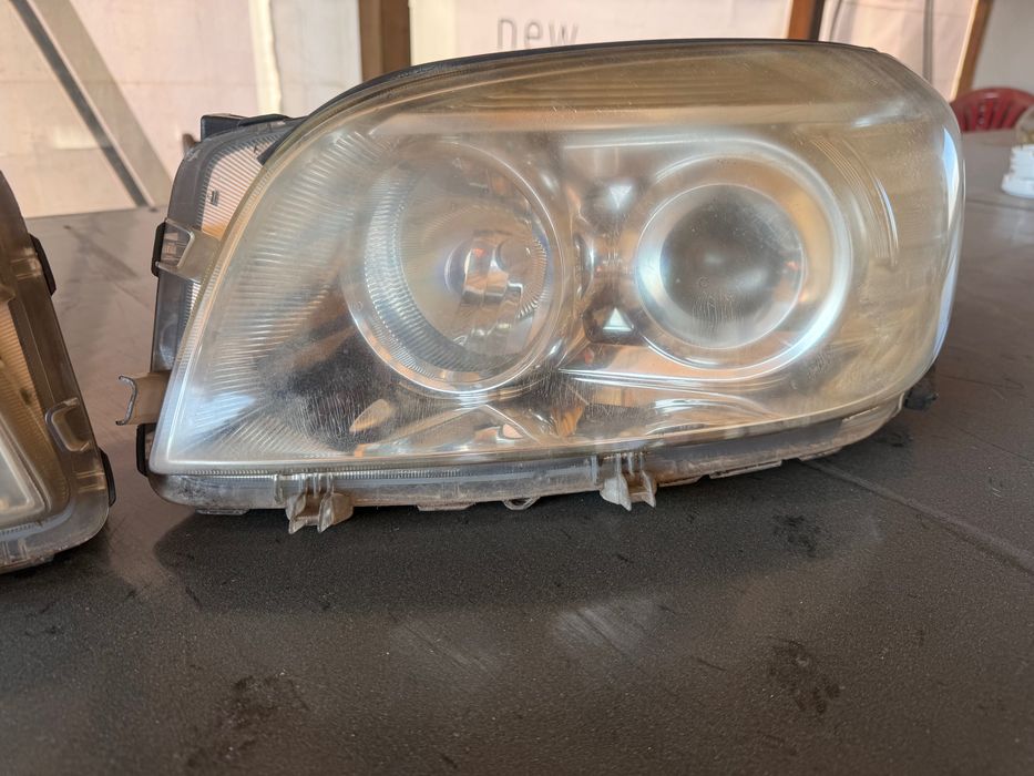 Фарове за toyota rav4 след 2006г