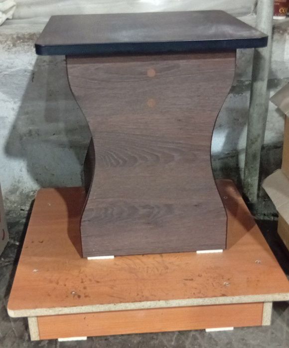 Табурет на заказ, материал лмдф,кромка пластиковая милиметровка