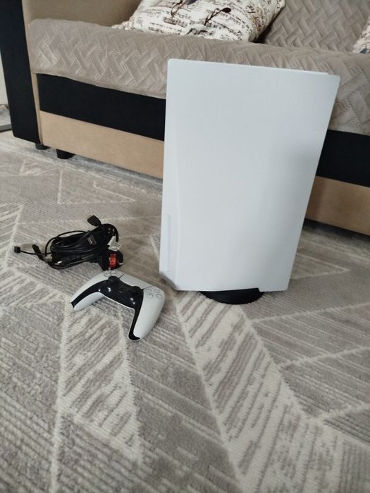 Продам SONY PlayStation 5.