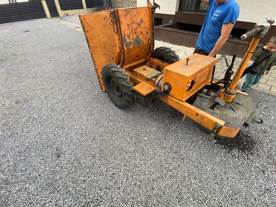 Dumper 1 tona cu motor benzina