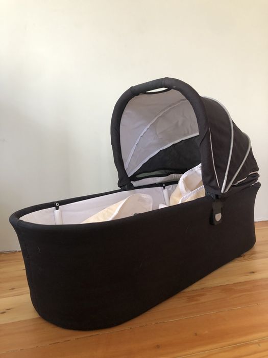 Люлька на каляску