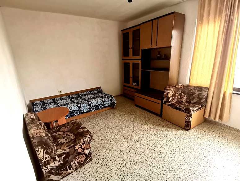 Дава се под наем Двустаен апартамент в Бургас, Изгрев - 60 кв.м за 112.2 € - Снимка #2