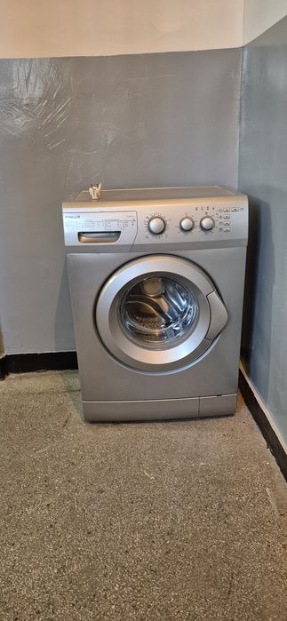 Продавам пералня FINLUX