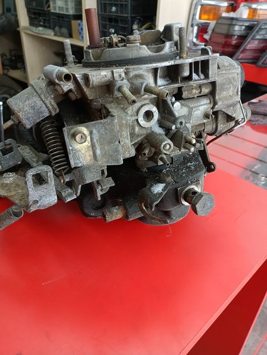 Карбюратор на mercedes 102 двигатель