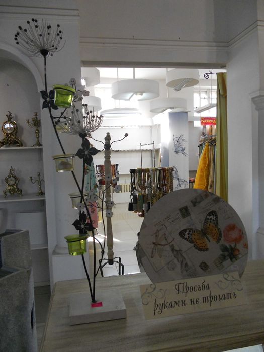 подсвечники в ассортименте