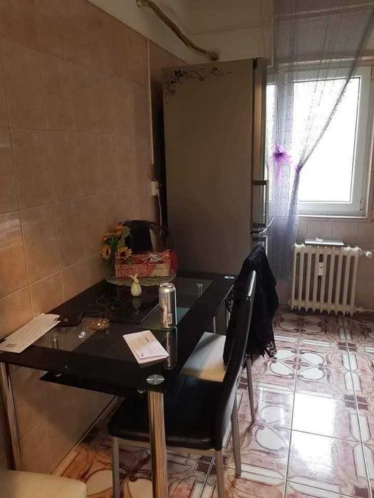 Apartament 3 camere de inchiriat
