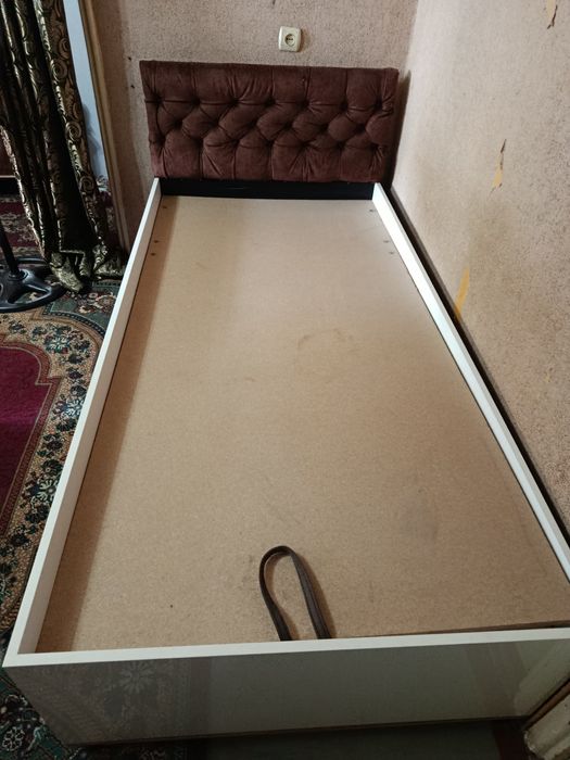 Продаётся кровать