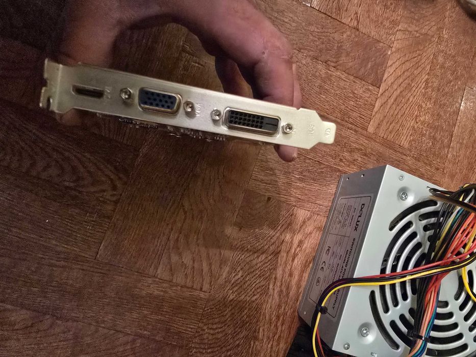 видео карта Nvidia Geforce GT730