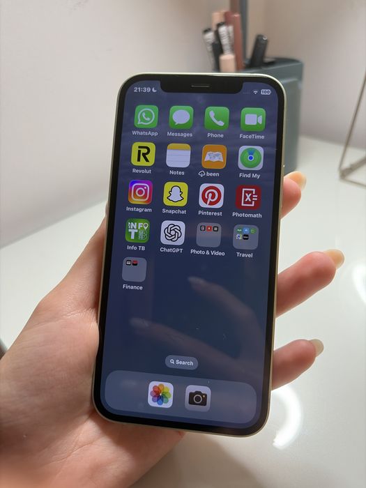 iPhone 12 64 GB Verde – Stare foarte bună
