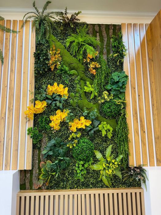 Suniy gazon va zabor