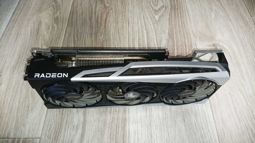 Видеокарта Sapphire RX 6800 16Gb NITRO+
